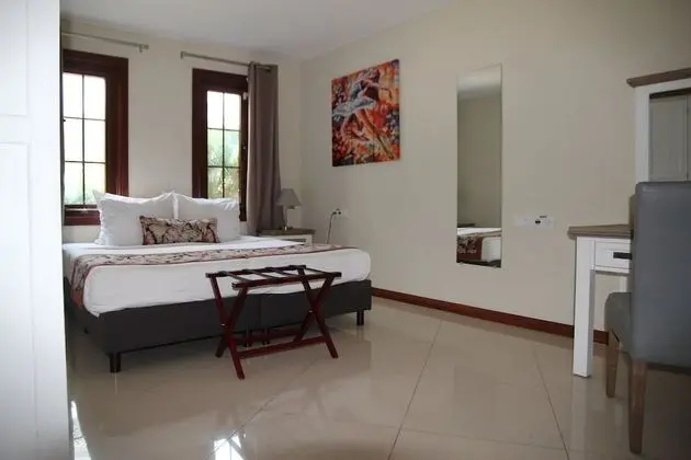 Three Bedroom Apartment, Garden View
