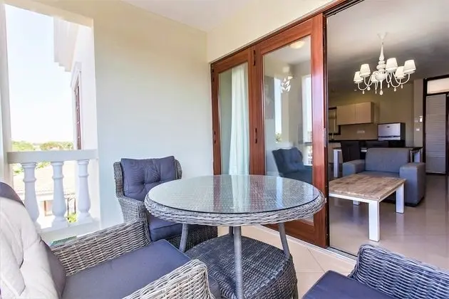 Three Bedroom Apartment, Garden View