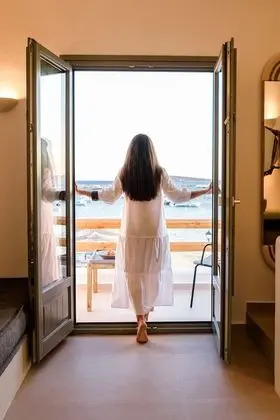 Deluxe Tek Büyük Yataklı Oda, Deniz Manzaralı
