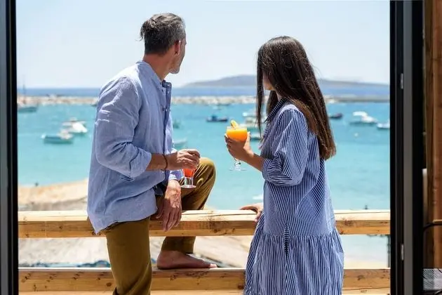 Deluxe Tek Büyük Yataklı Oda, Deniz Manzaralı