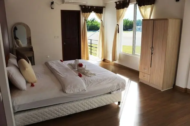 Deluxe Tek Büyük Yataklı Oda, Balkon