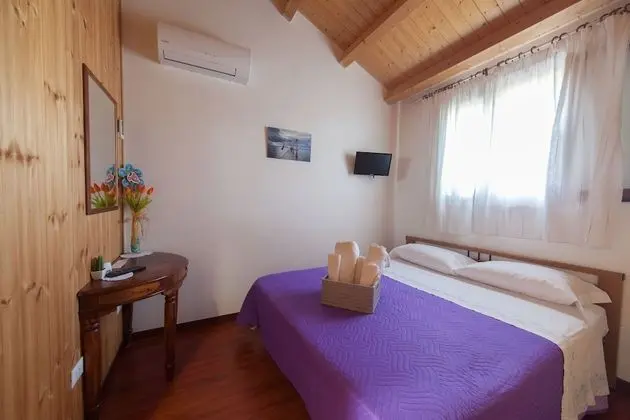 Üç Kişilik Oda, Birden Çok Yatak