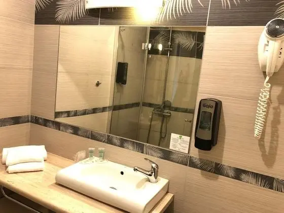 Superior Tek Büyük Yataklı Oda