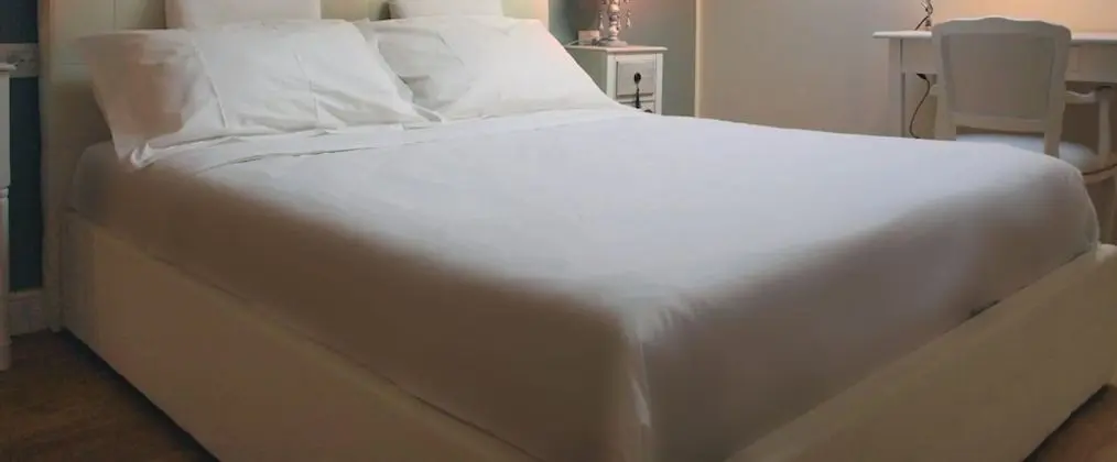 City Tek Büyük Yataklı Oda