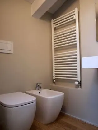 City Tek Büyük Yataklı Oda