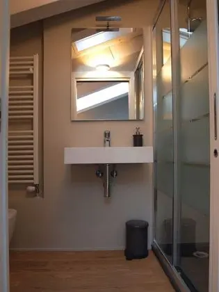 City Tek Büyük Yataklı Oda