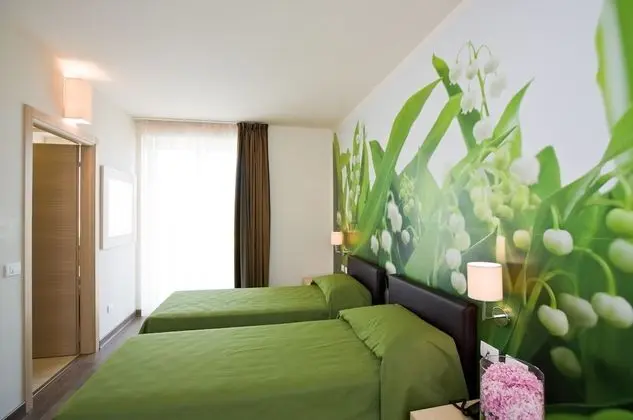 Comfort Tek Büyük veya İki Ayrı Yataklı Oda, Balkon