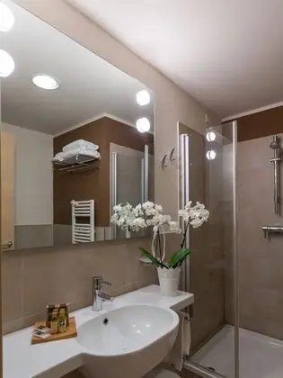 Comfort Tek Büyük veya İki Ayrı Yataklı Oda, Balkon