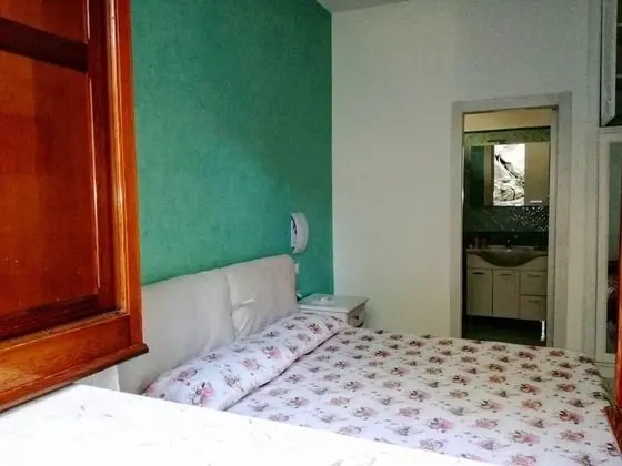 Tek Büyük Yataklı Oda, Bahçe Manzaralı
