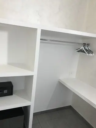 Deluxe Tek Büyük veya İki Ayrı Yataklı Oda, Özel Banyo