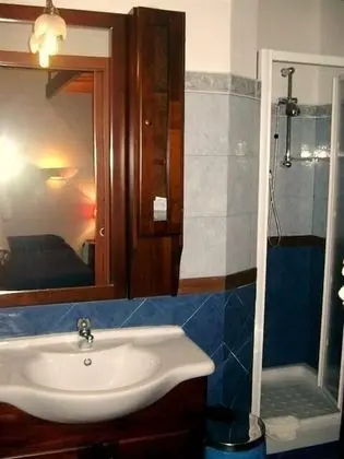 Dört Kişilik Oda, Özel Banyo