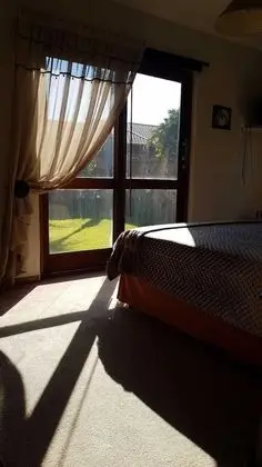Tek Büyük Yataklı Oda, Ortak Banyo