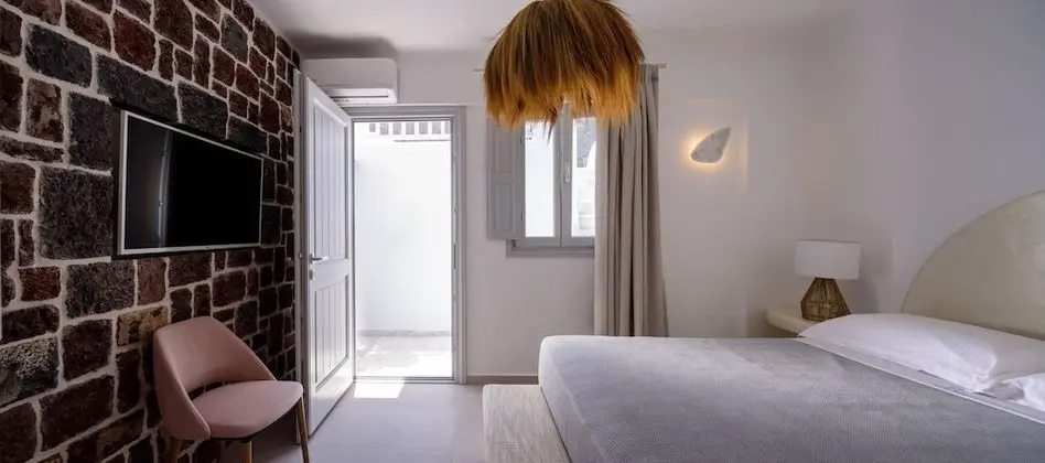 Acro Villa