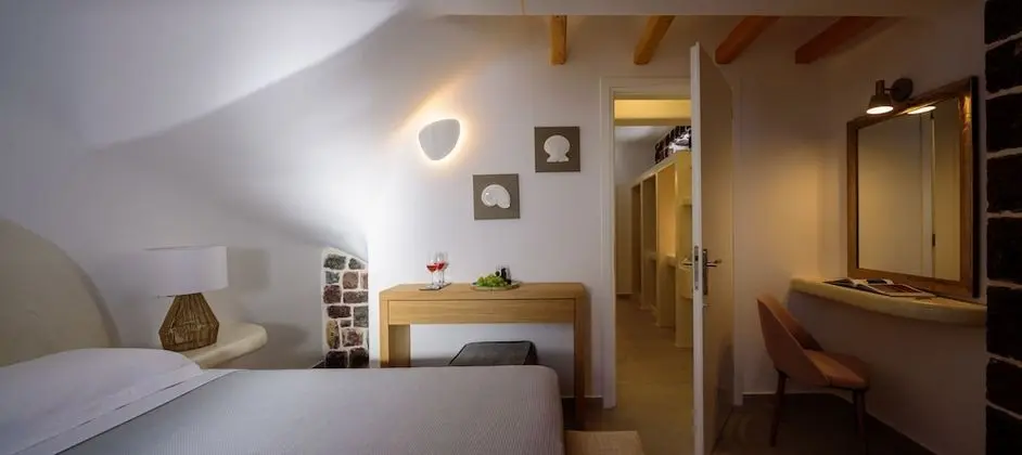 Acro Villa