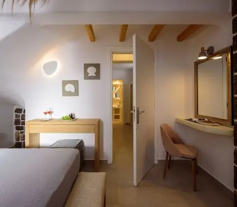 Acro Villa