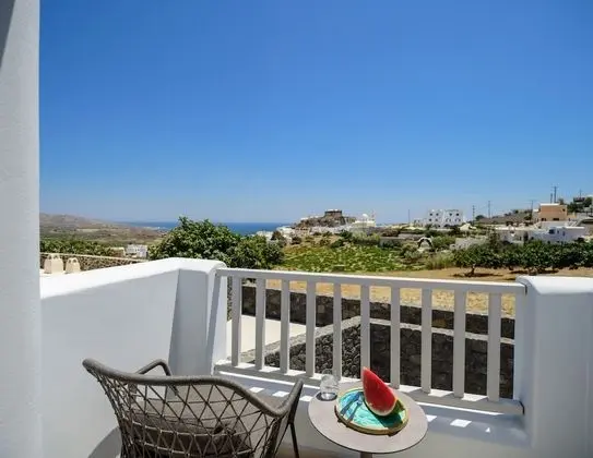 Acro Villa