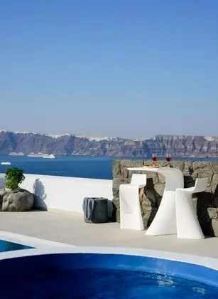 Acro Villa
