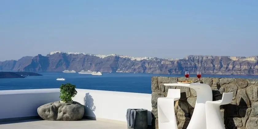 Acro Villa