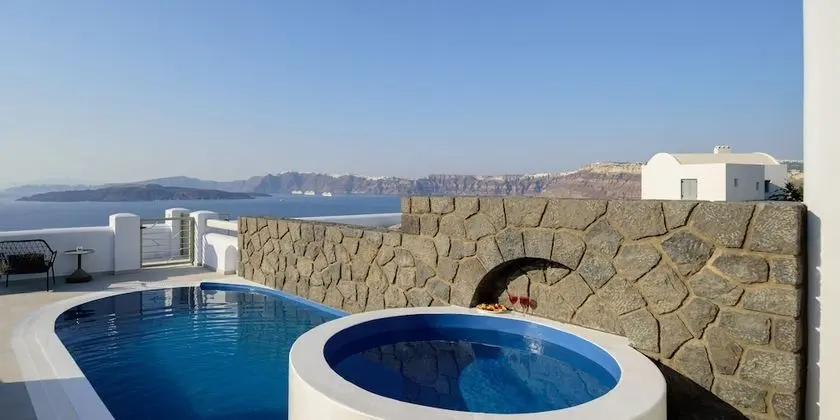 Acro Villa