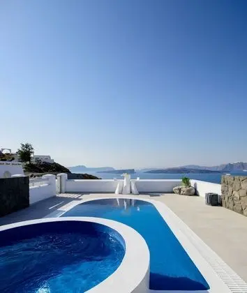 Acro Villa