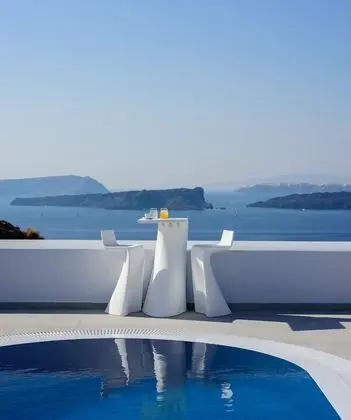 Acro Villa