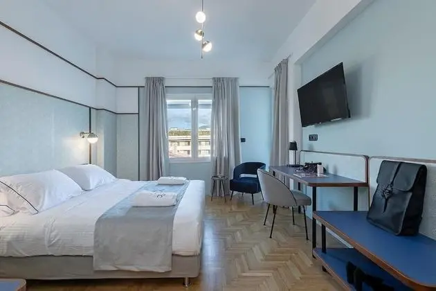 King Studio with View of the Acropolis