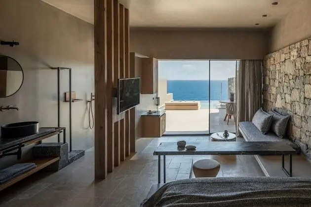 Wave Suite (Sea View with Private Infinity pool)