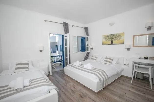 Deluxe Üç Kişilik Oda, Balkon, Bahçe Manzaralı