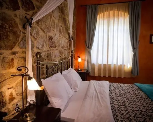 Standard Oda, Balkon, Kısmi Deniz Manzaralı