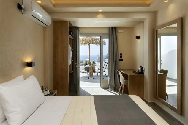 Deluxe Tek Büyük veya İki Ayrı Yataklı Oda, Deniz Manzaralı