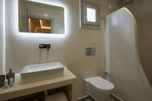 Deluxe Tek Büyük veya İki Ayrı Yataklı Oda, Deniz Manzaralı