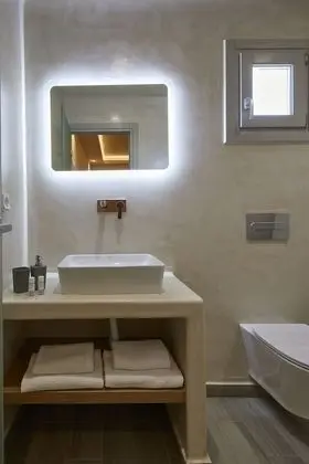 Deluxe Tek Büyük veya İki Ayrı Yataklı Oda, Deniz Manzaralı