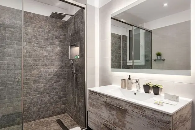 Elite Apart Daire, 1 Büyük (Queen) Boy Yatak ve Çekyat, Balkon