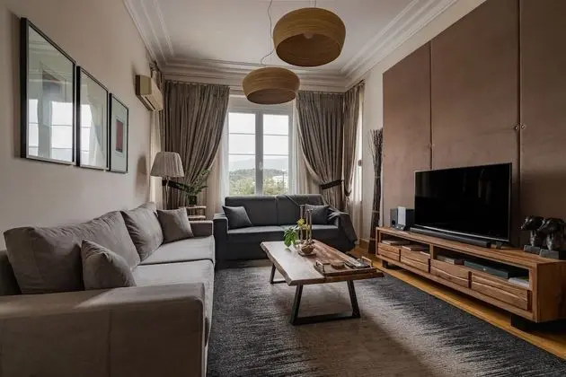 Acropolis Exclusive Residence