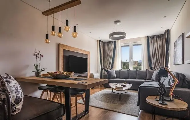 Acropolis Grand Residence