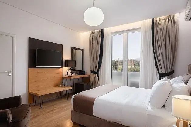 Acropolis Grand Residence