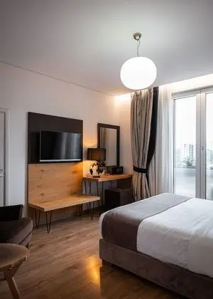 Acropolis Grand Residence