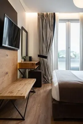 Acropolis Grand Residence