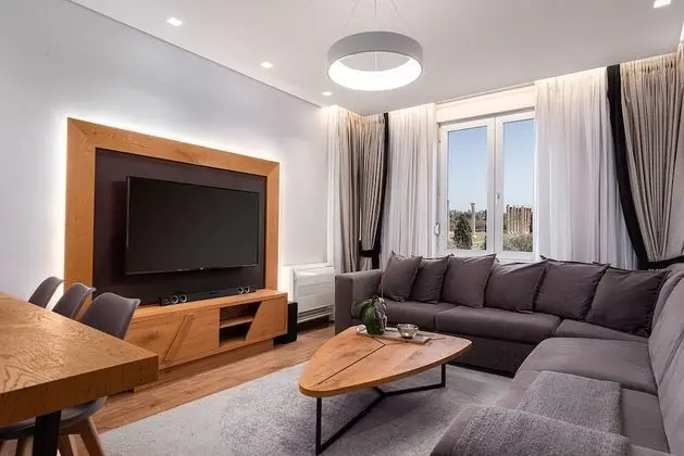 Acropolis Grand Residence