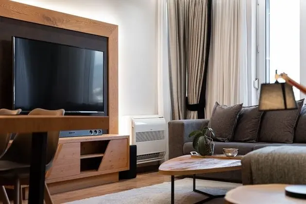 Acropolis Grand Residence