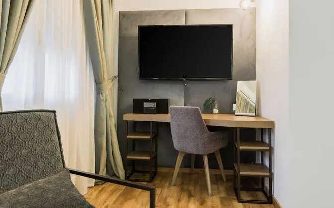 Executive Apart Daire, 1 Büyük (Queen) Boy Yatak ve Çekyat, Balkon