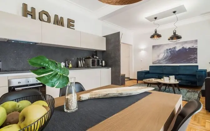 Executive Apart Daire, 1 Büyük (Queen) Boy Yatak ve Çekyat, Balkon