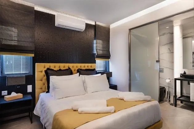 Acropolis Stylish Condo