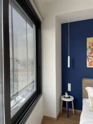 City Tek Büyük Yataklı Oda