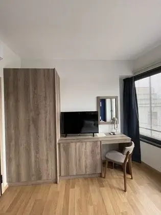 City Tek Büyük Yataklı Oda