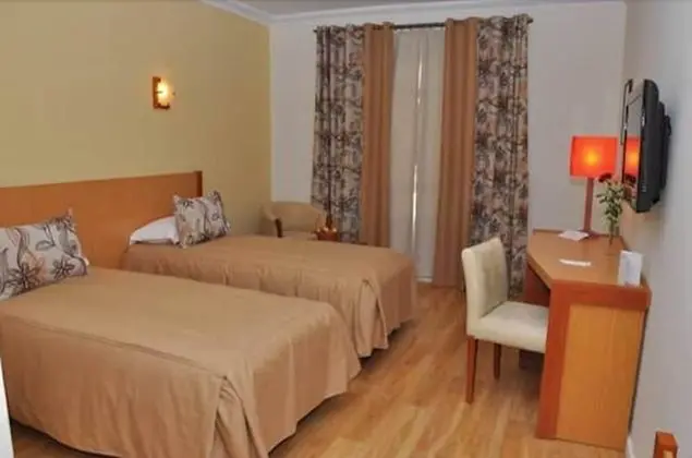 Luxury Tek Büyük veya İki Ayrı Yataklı Oda