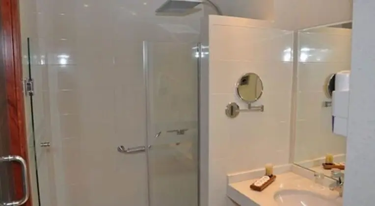 Luxury Tek Büyük veya İki Ayrı Yataklı Oda