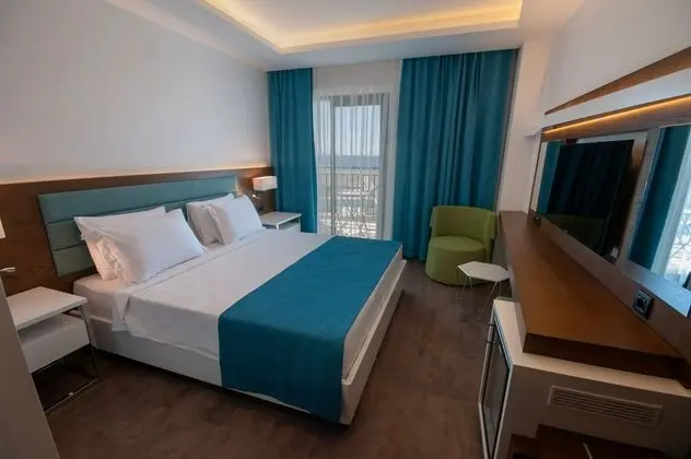 Standart Oda - French Bed