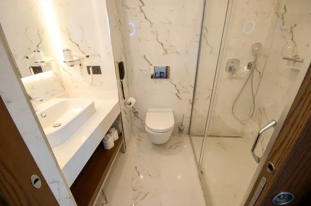Süperior Oda Banyo