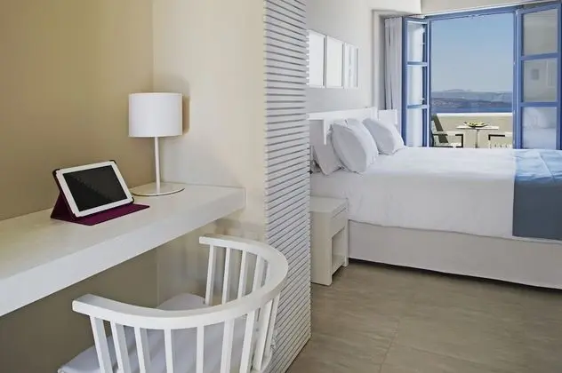Deluxe Suite with Hot Tub